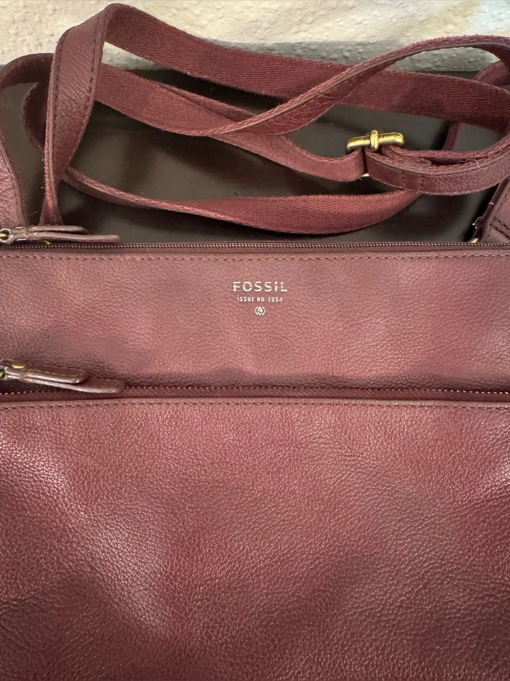 Fossil Tinsley Medium Womens Crossbody Bag in Wine/Burgundy